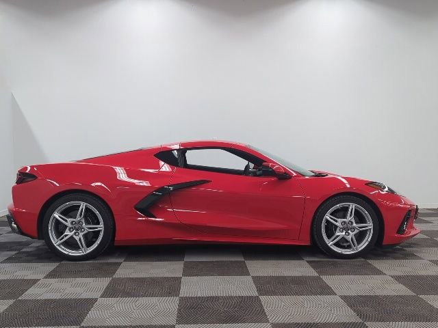 Used 2021 Chevrolet Corvette Stingray Coupe w/ Chrome Exterior Badge Package RWD image 8