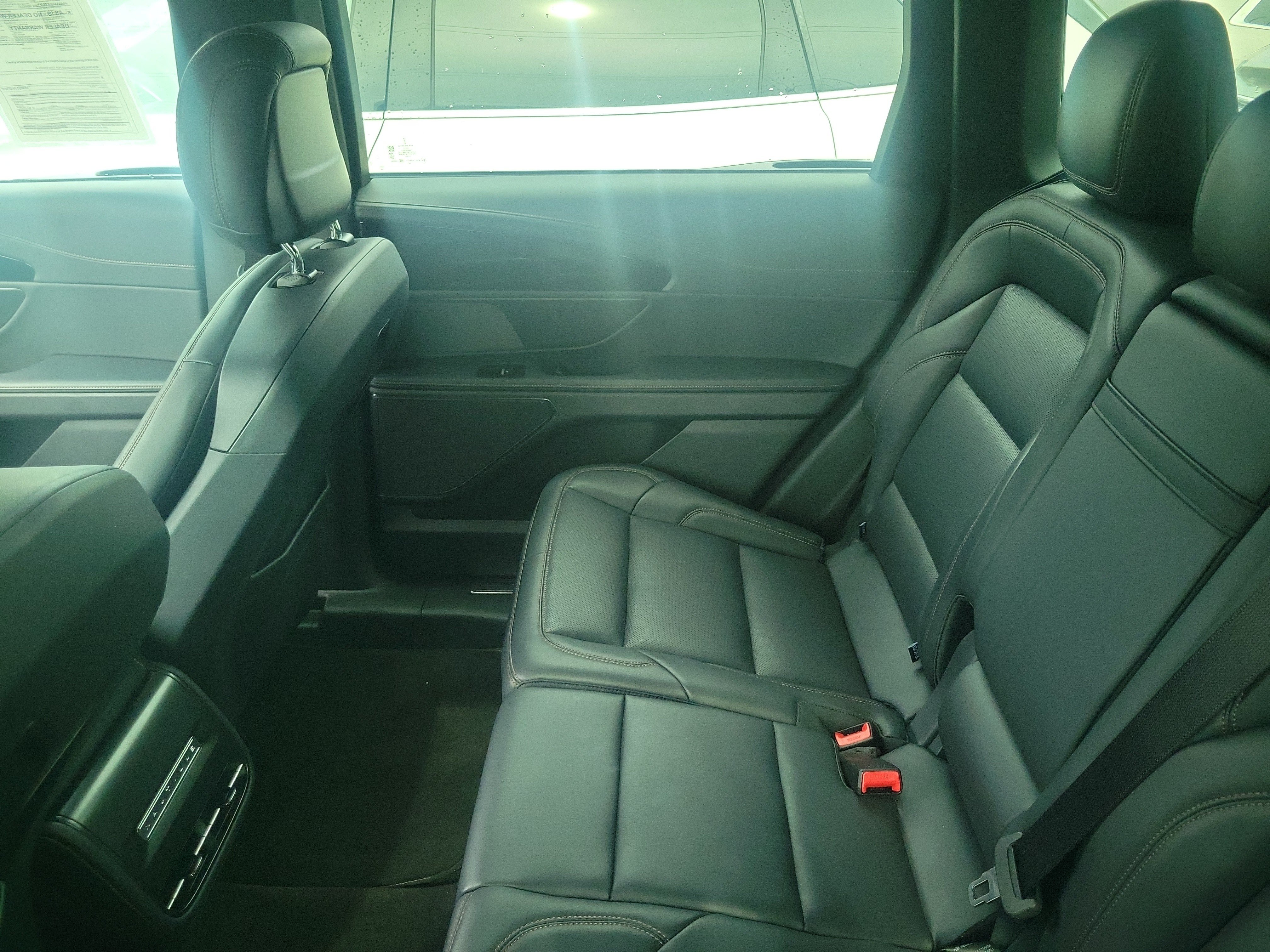 Certified 2024 Lincoln Nautilus Premier w/ Jet Appearance Package AWD/4WD image 7