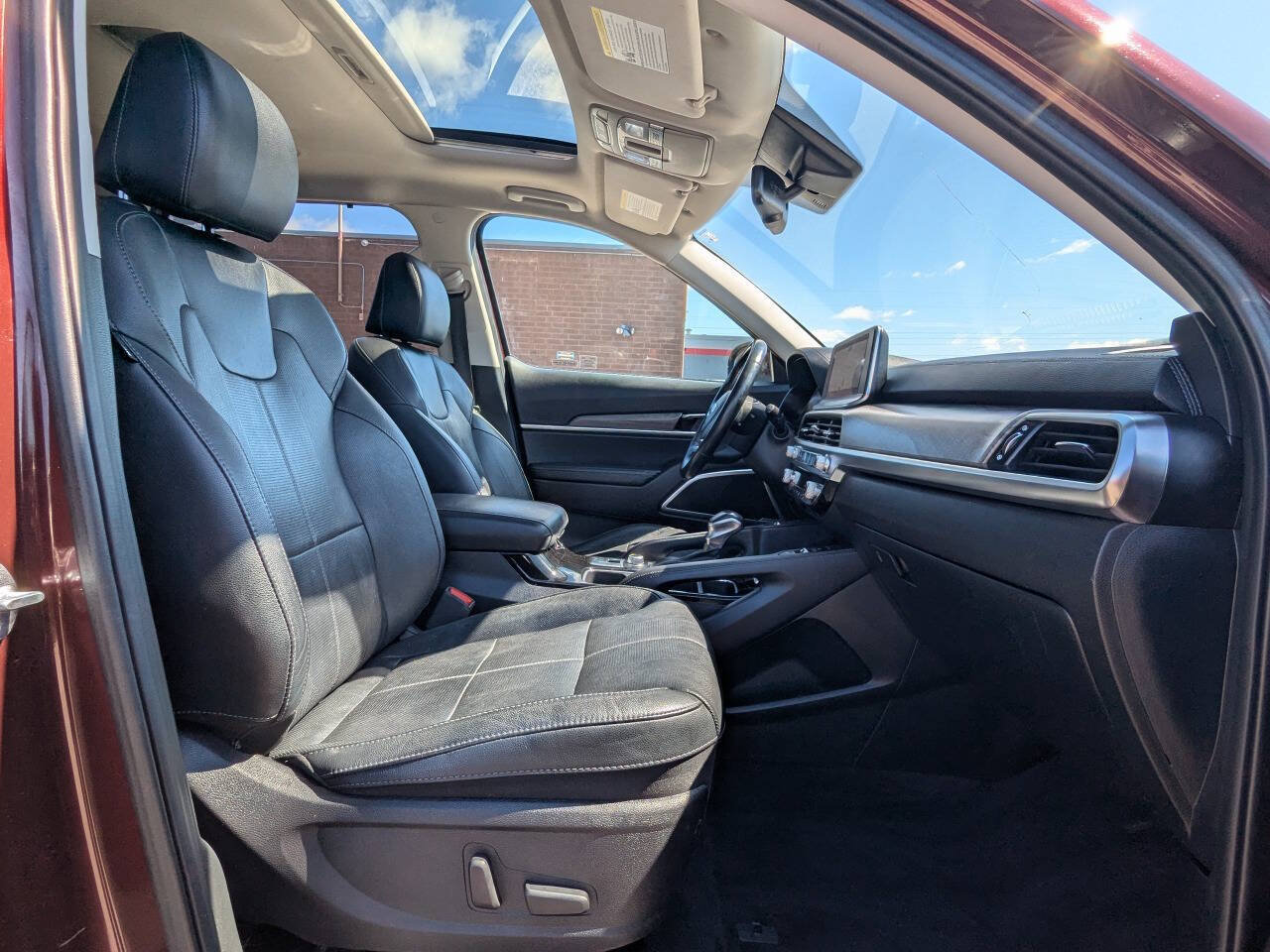Used 2020 Kia Telluride EX w/ Towing Package AWD/4WD image 16