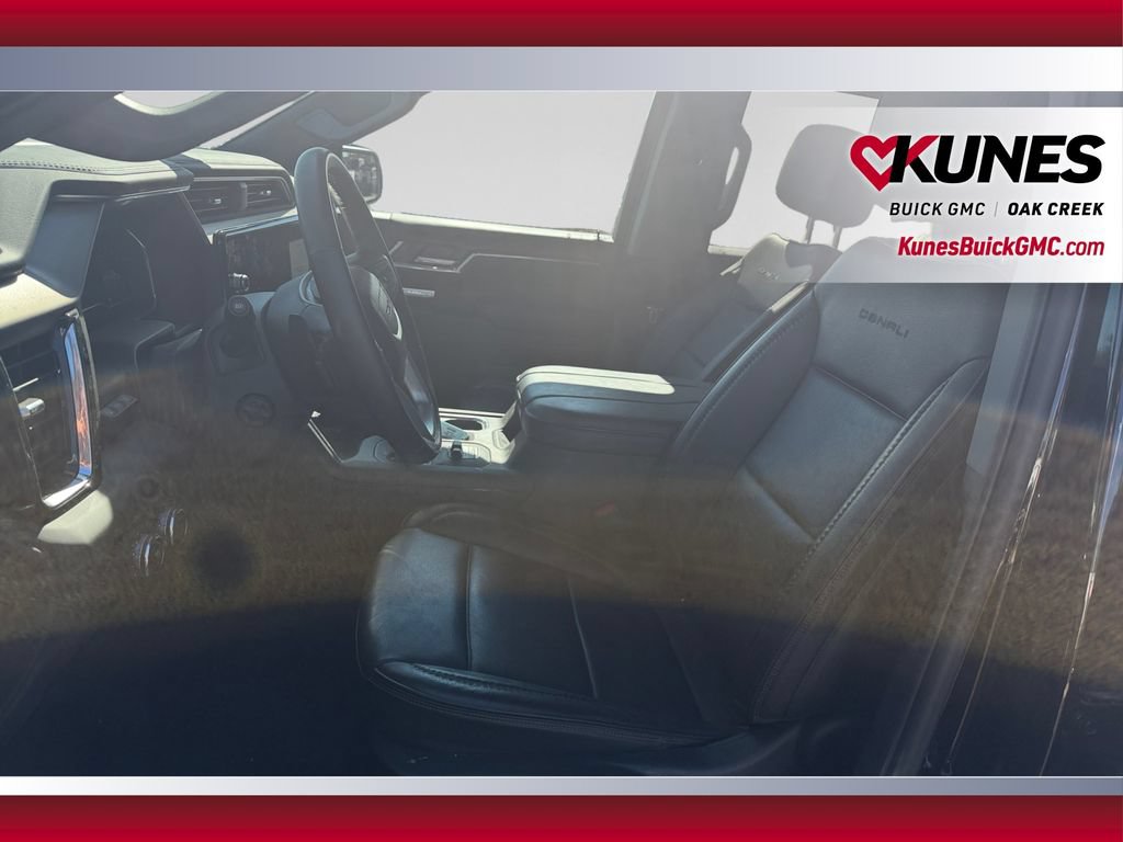 Used 2024 GMC Sierra 1500 Denali w/ Technology Package AWD/4WD image 12