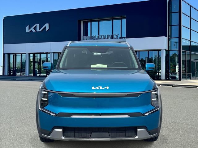 New 2026 Kia EV9 Wind AWD/4WD image 2