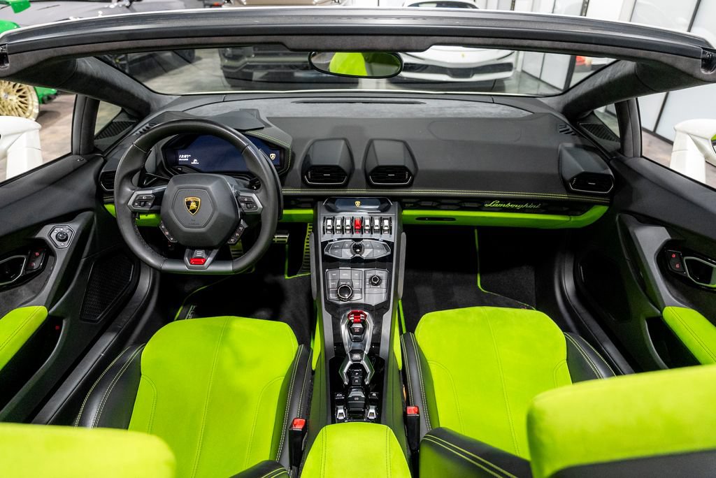 Used 2016 Lamborghini Huracan LP 610-4 AWD/4WD image 46