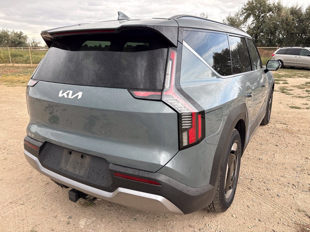 Certified 2024 Kia EV9 Wind AWD/4WD image 5