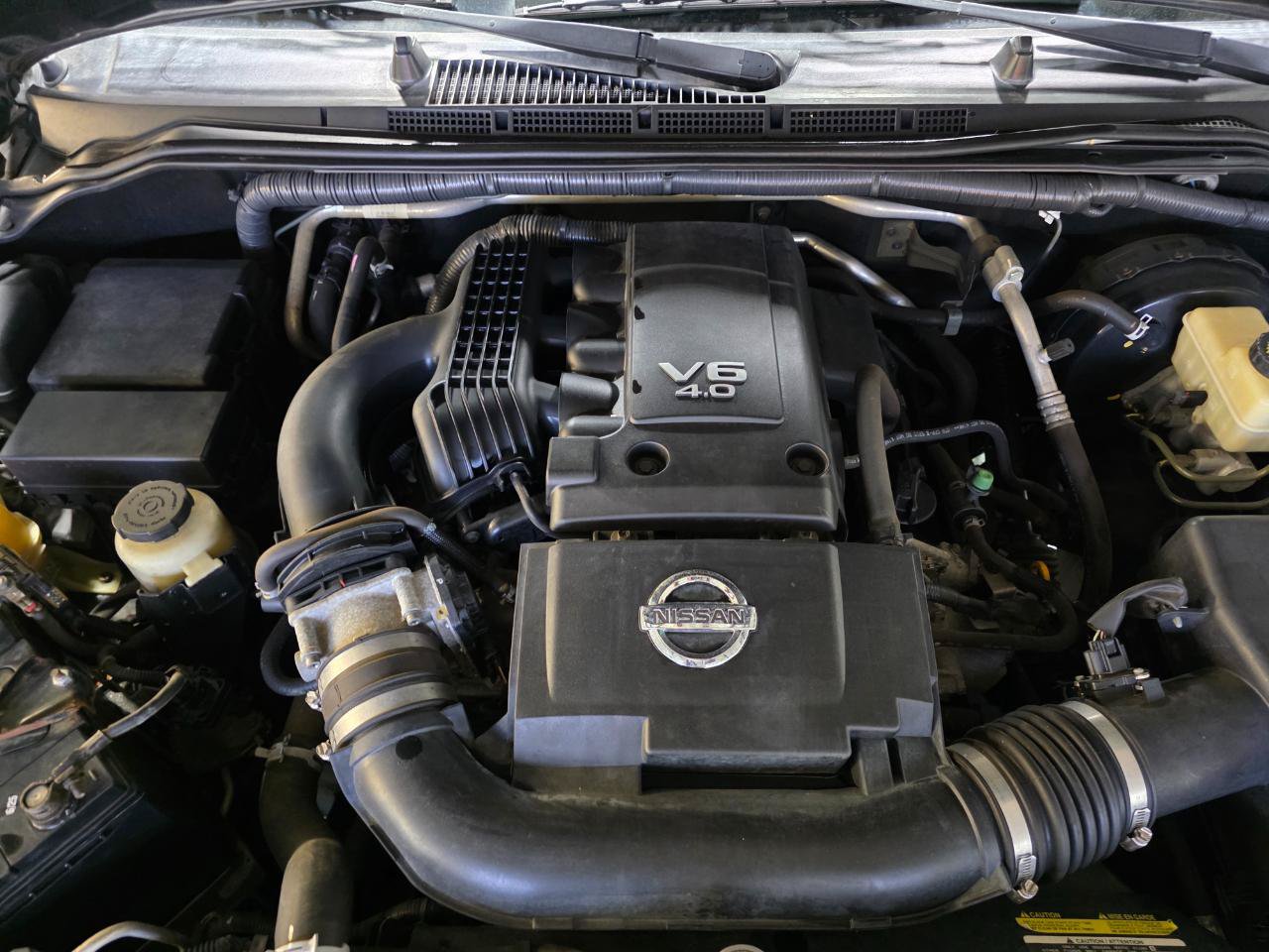 Used 2015 Nissan Frontier SV RWD image 32