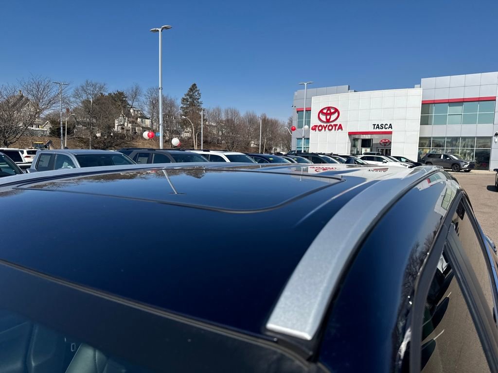 Used 2025 Toyota Highlander XLE image 45