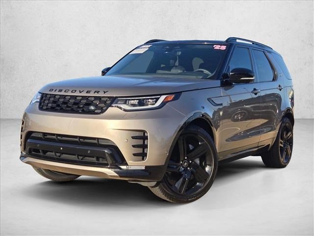 Used 2025 Land Rover Discovery Dynamic SE AWD/4WD image 1
