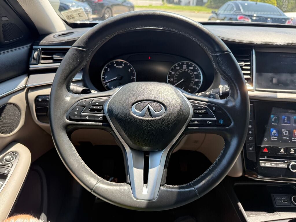 Used 2023 INFINITI QX50 Luxe AWD/4WD image 13