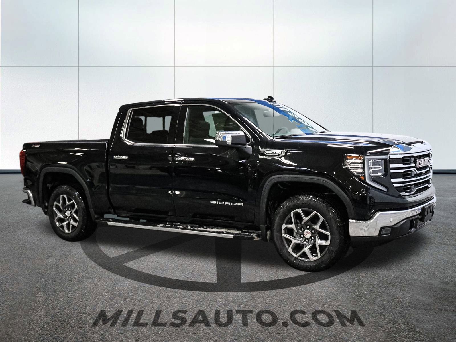 New 2026 GMC Sierra 1500 SLT w/ SLT Premium Plus Package image 10