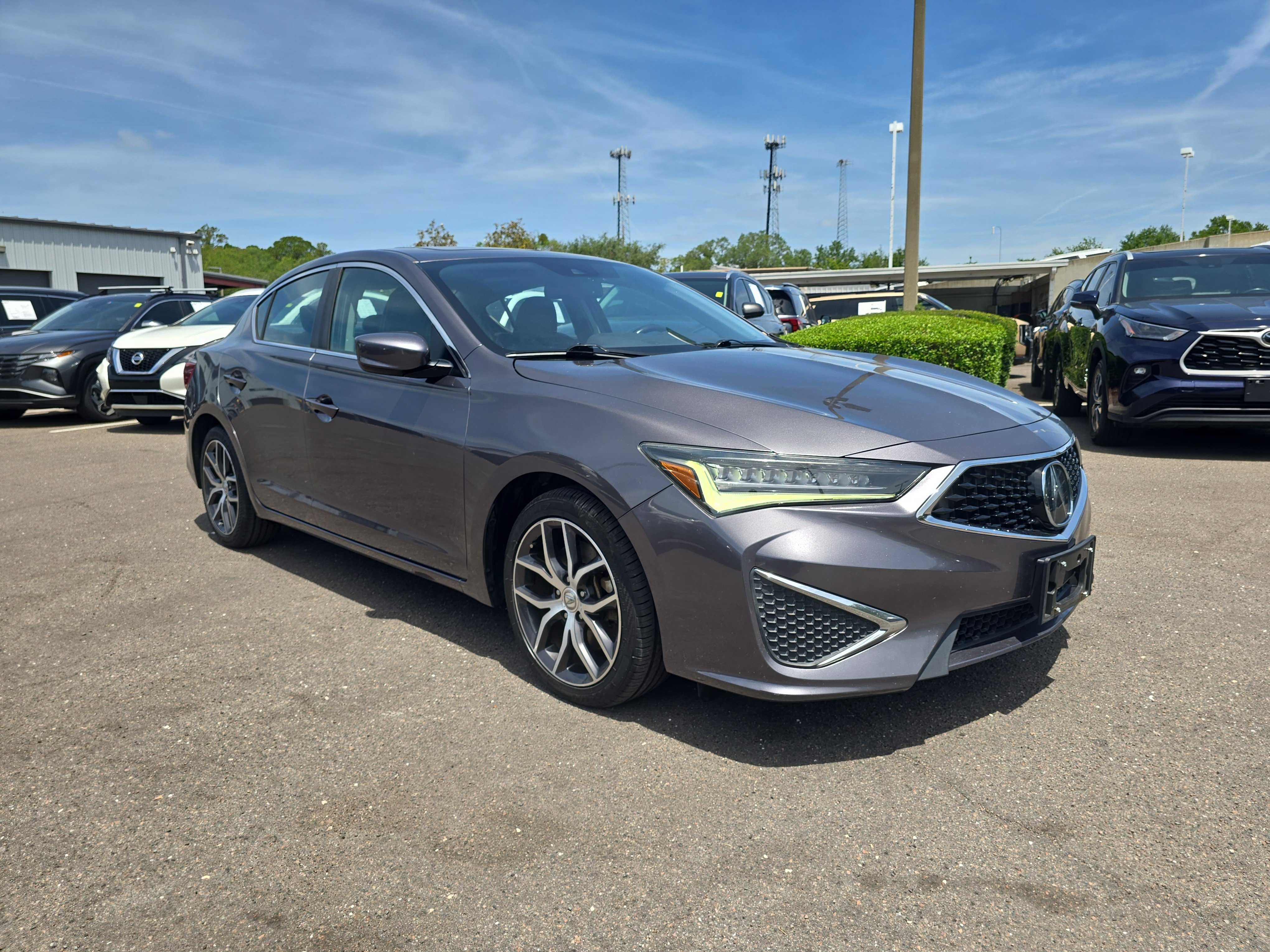 Used 2020 Acura ILX FWD image 2