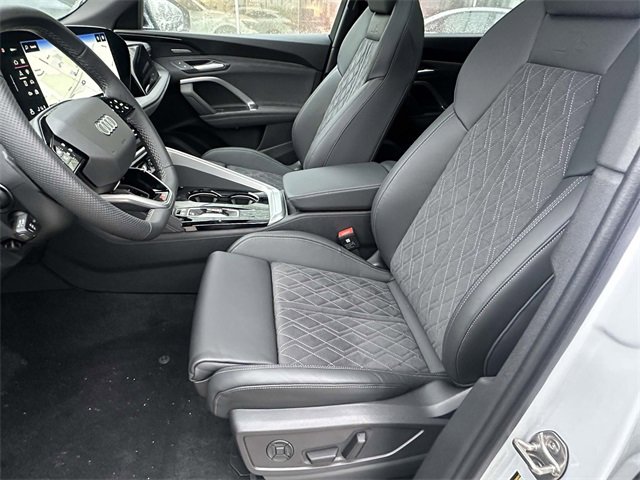 New 2025 Audi SQ5 Premium Plus image 9