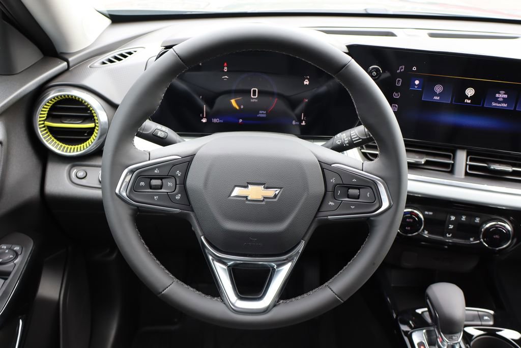 New 2025 Chevrolet Trax LT w/ Driver Confidence Package image 13