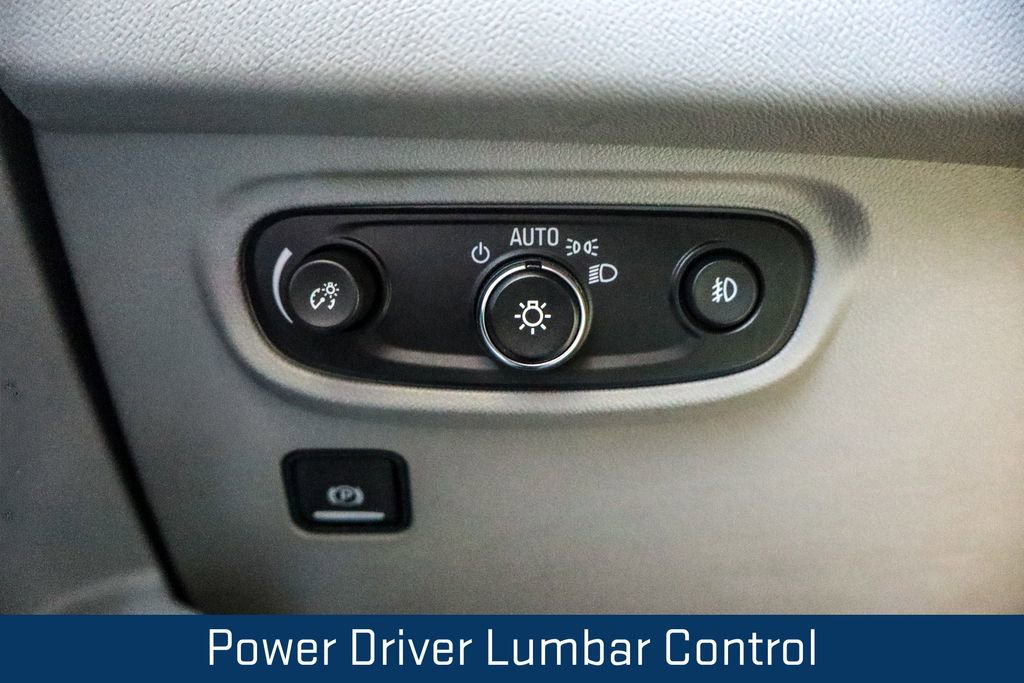 Used 2024 GMC Terrain SLT image 22