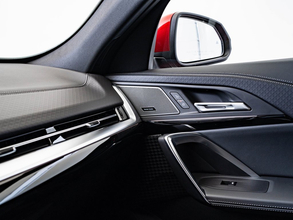 New 2026 BMW X2 xDrive28i w/ Convenience Package image 39