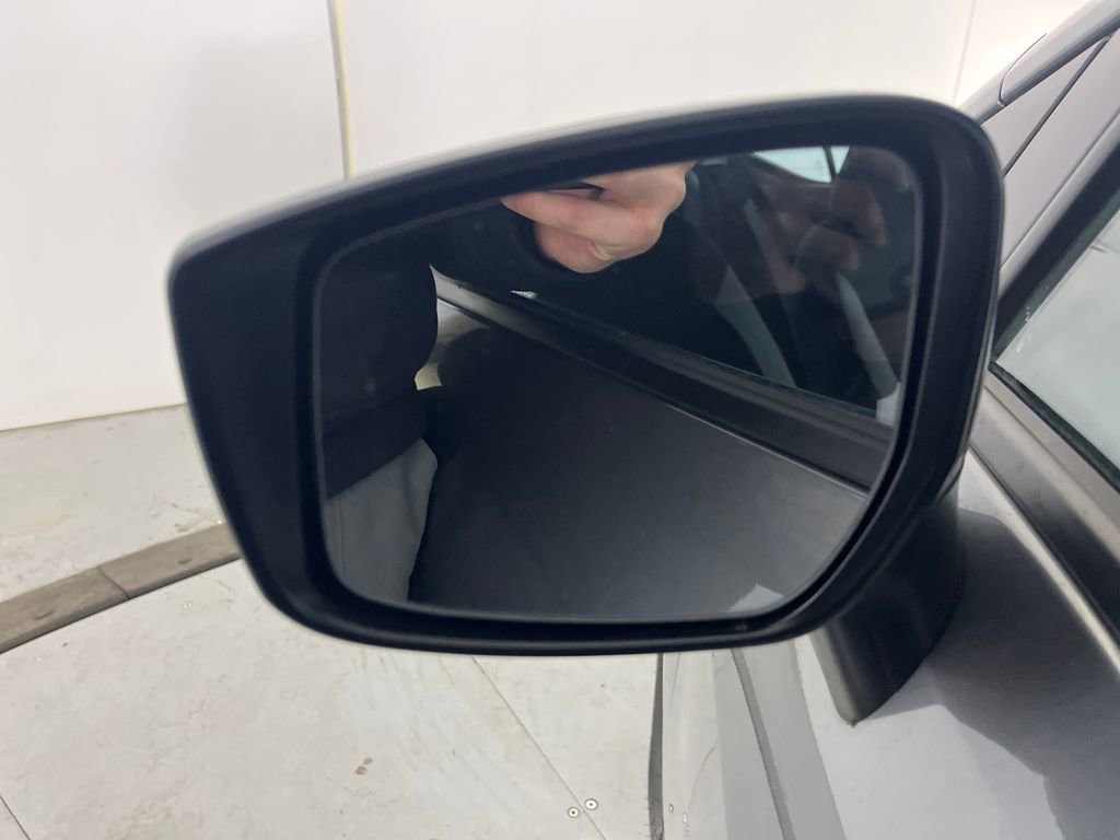 Used 2025 Nissan Versa S w/ S Plus Package image 37