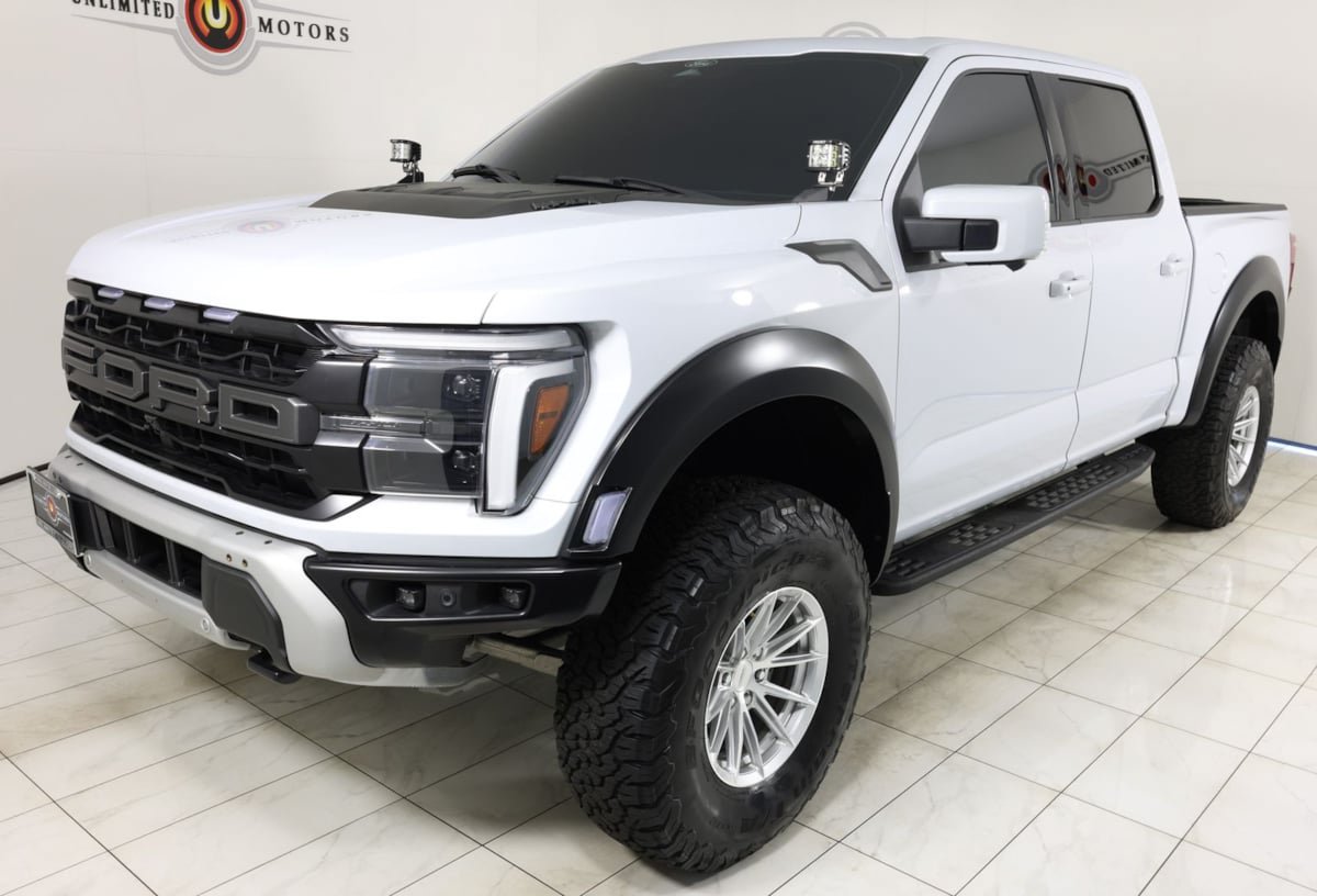 Used 2025 Ford F150 Raptor AWD/4WD image 5