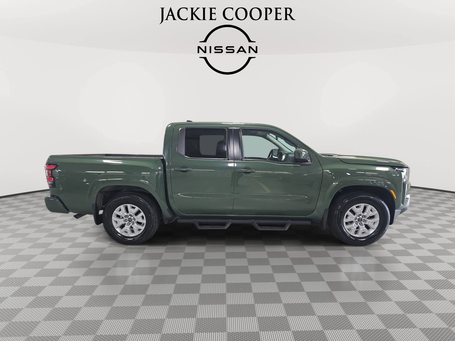 Used 2024 Nissan Frontier SV w/ SV Convenience Package RWD image 4