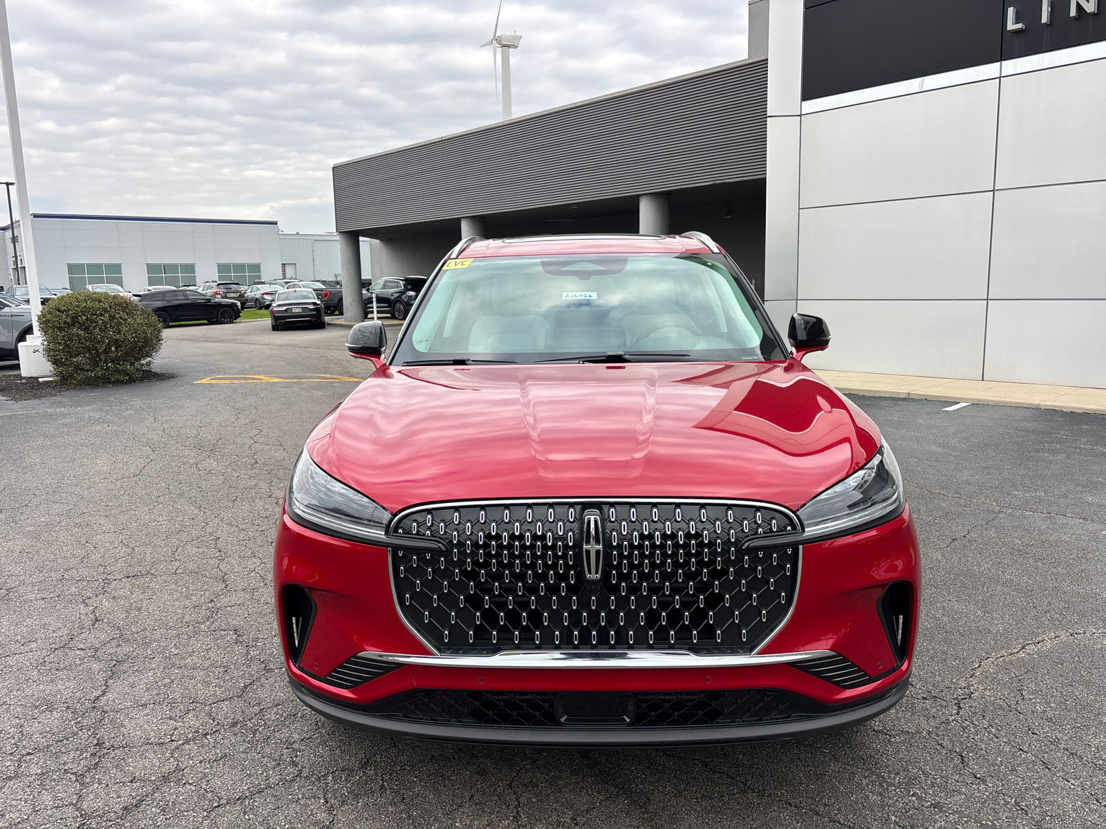 New 2026 Lincoln Aviator AWD image 2