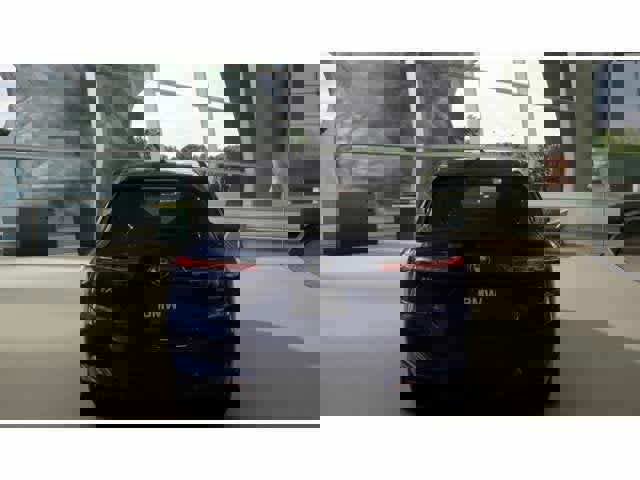 New 2026 BMW iX xDrive45 w/ Premium Package image 5