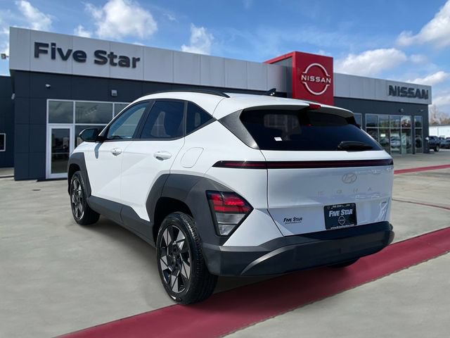 Used 2024 Hyundai Kona SEL AWD/4WD image 4