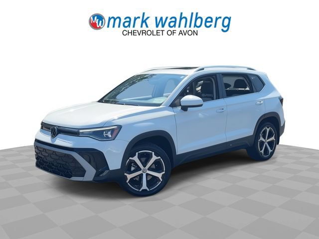 Used 2025 Volkswagen Taos SEL AWD/4WD image 4