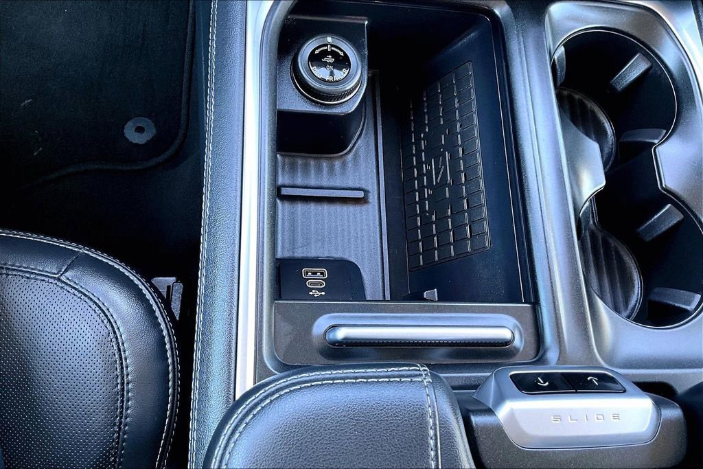 Used 2025 Ford Expedition Max Platinum image 33