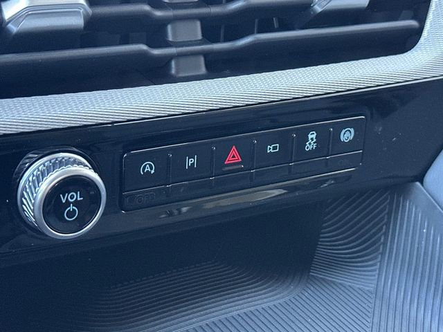 New 2026 Ford Explorer Active w/ Active Comfort Package image 18