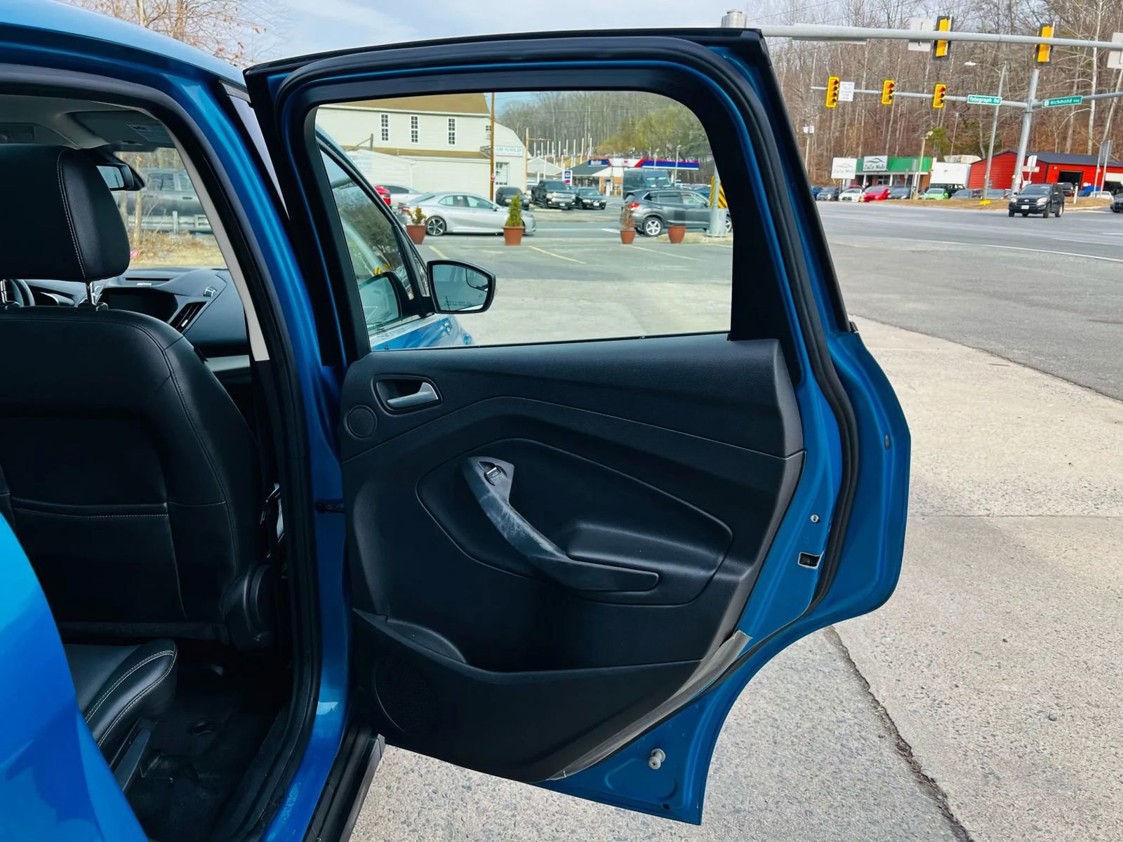 Used 2013 Ford C-MAX SEL image 26
