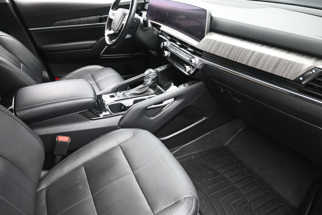 Used 2023 Kia Telluride SX AWD/4WD image 9