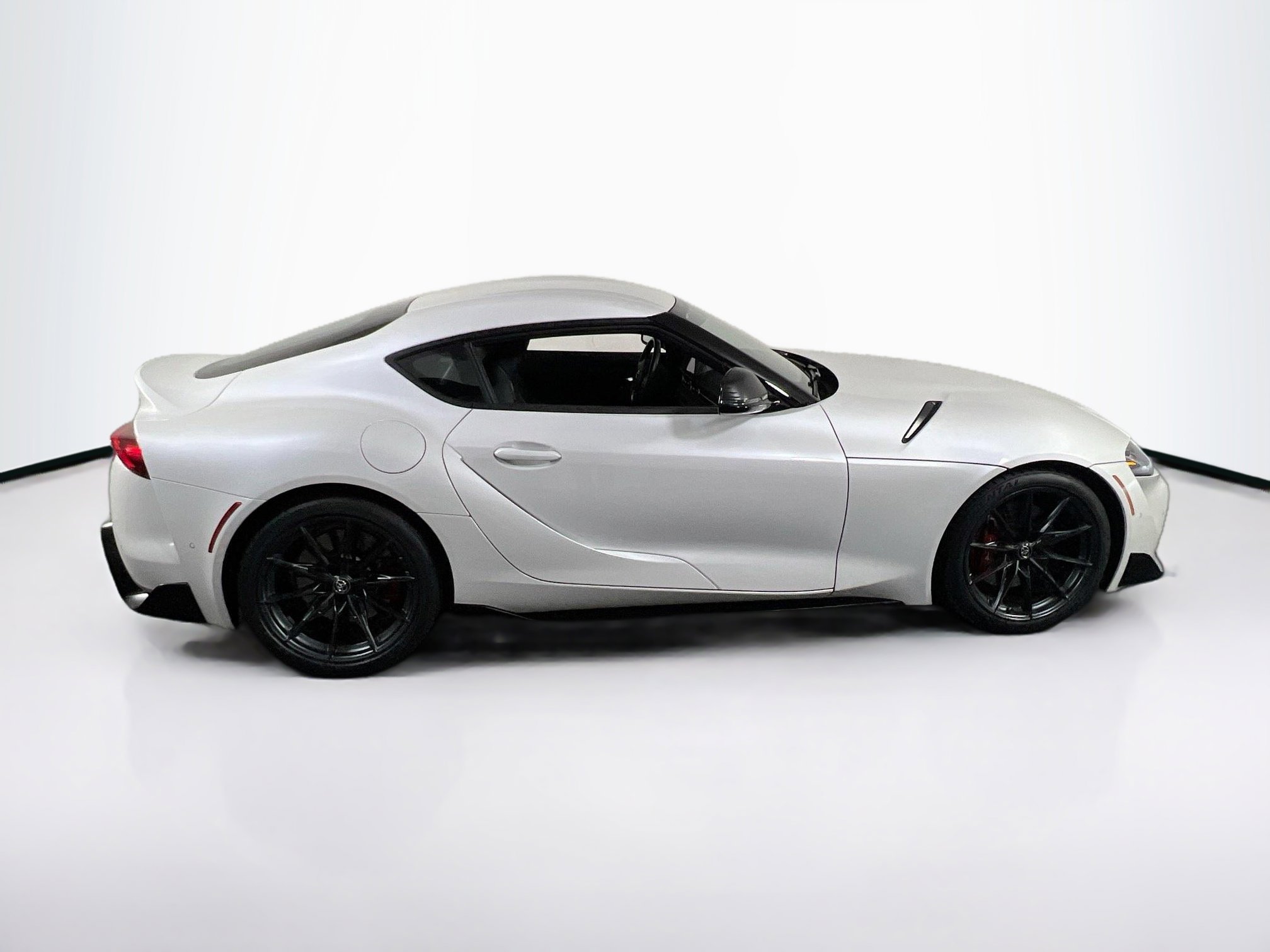 Used 2024 Toyota Supra Premium image 4