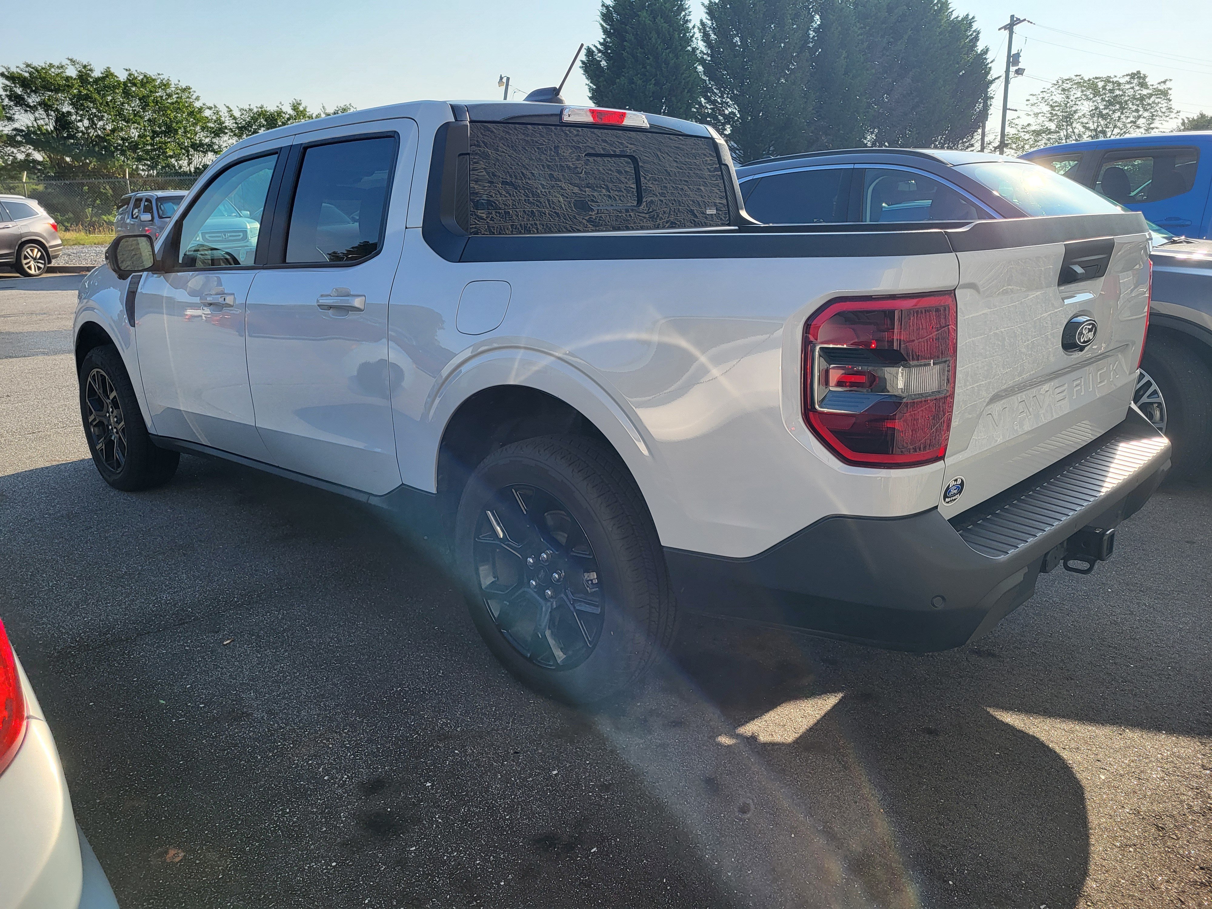 Used 2025 Ford Maverick Lariat w/ Black Appearance Package AWD/4WD image 6