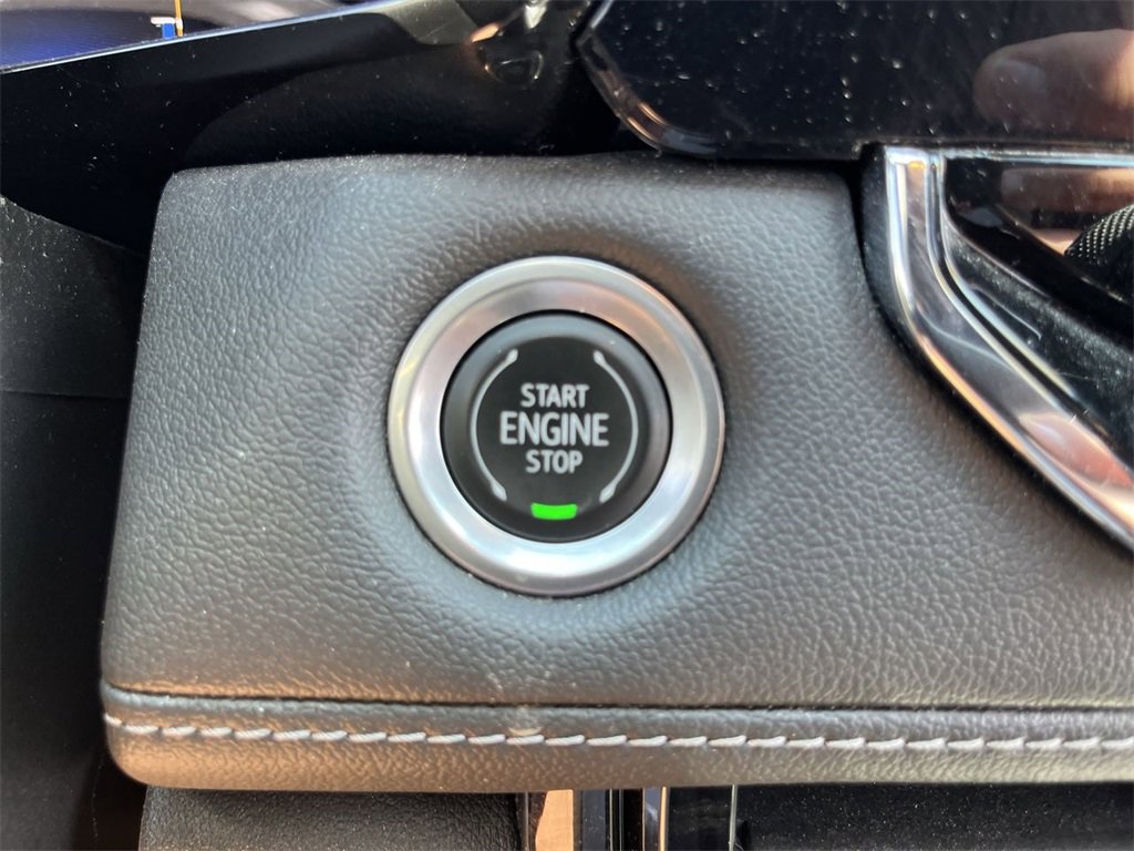 Certified 2023 Chevrolet Colorado LT w/ LT Convenience Package II image 17