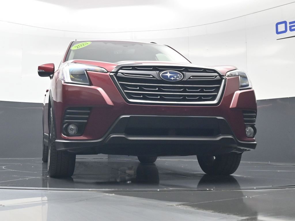 Used 2023 Subaru Forester Limited image 42
