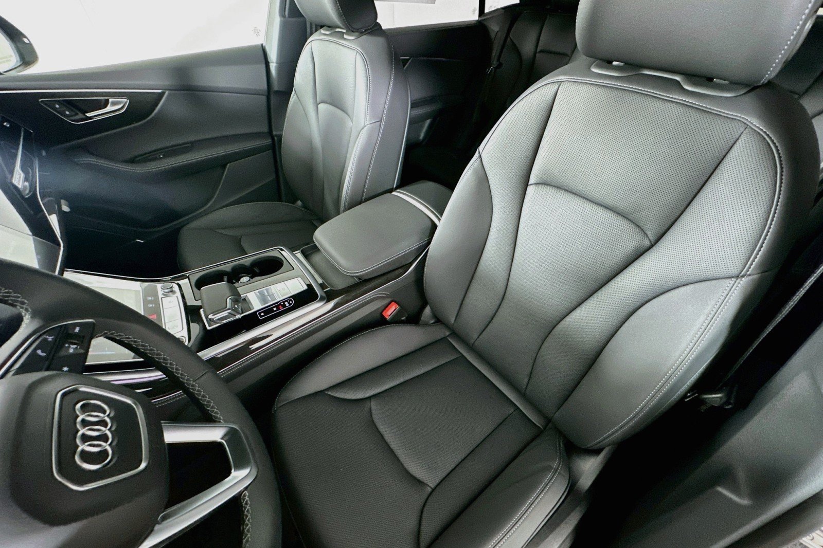 New 2027 Audi Q8 Premium Plus AWD/4WD image 14