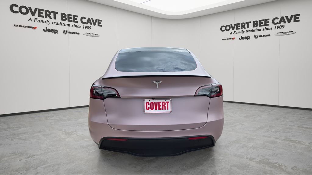 Used 2025 Tesla Model Y Performance image 8