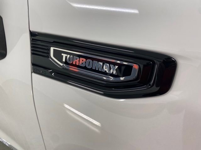 New 2025 GMC Sierra 1500 Elevation image 6