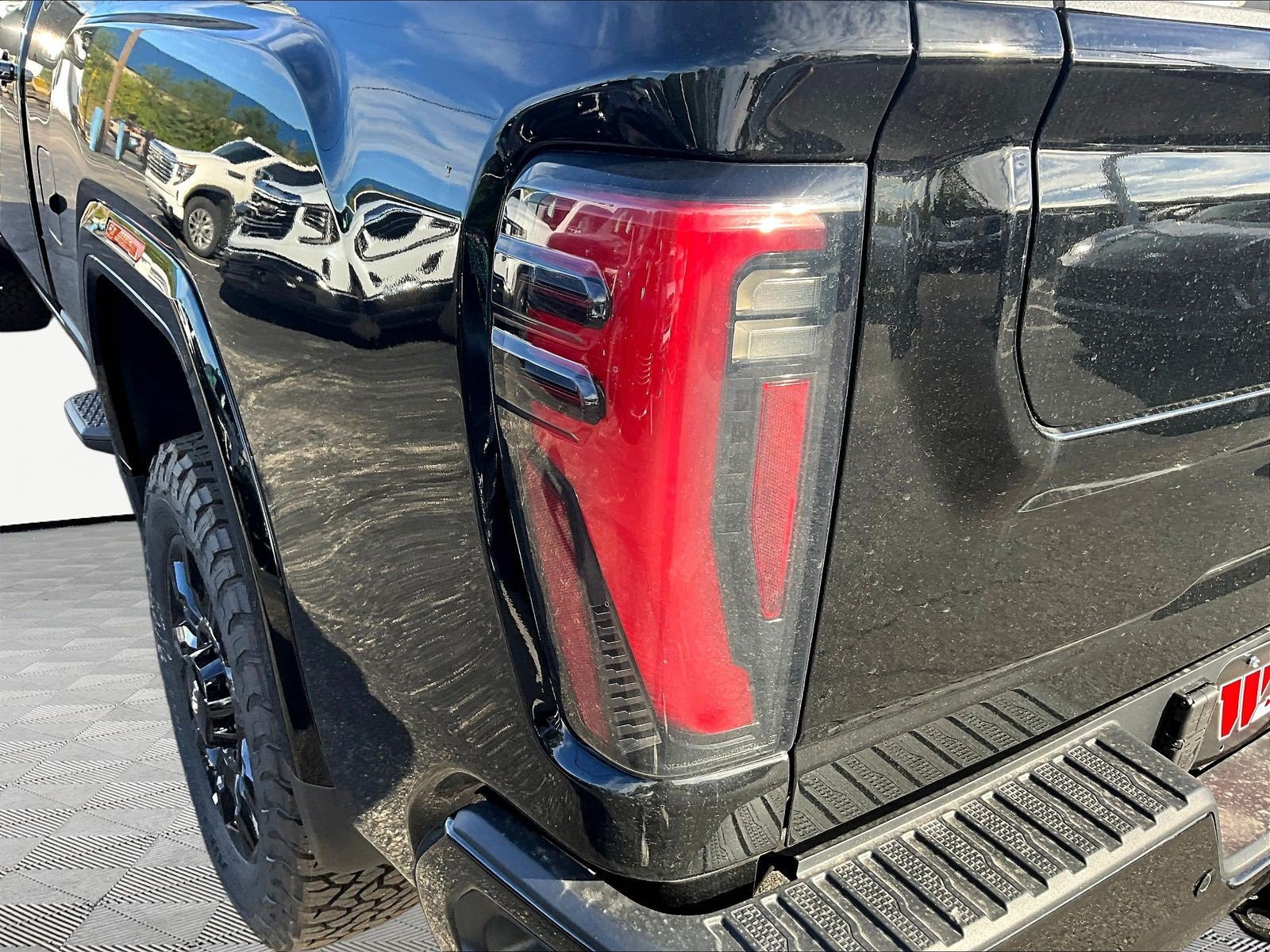New 2026 GMC Sierra 3500 AT4 w/ AT4 Premium Plus Package AWD/4WD image 15