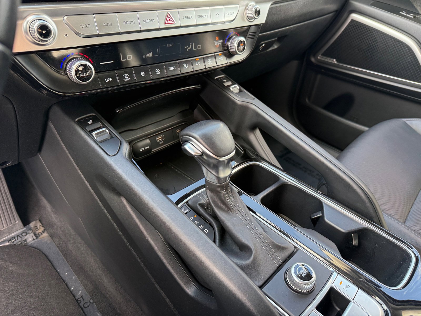 Used 2023 Kia Telluride S image 13