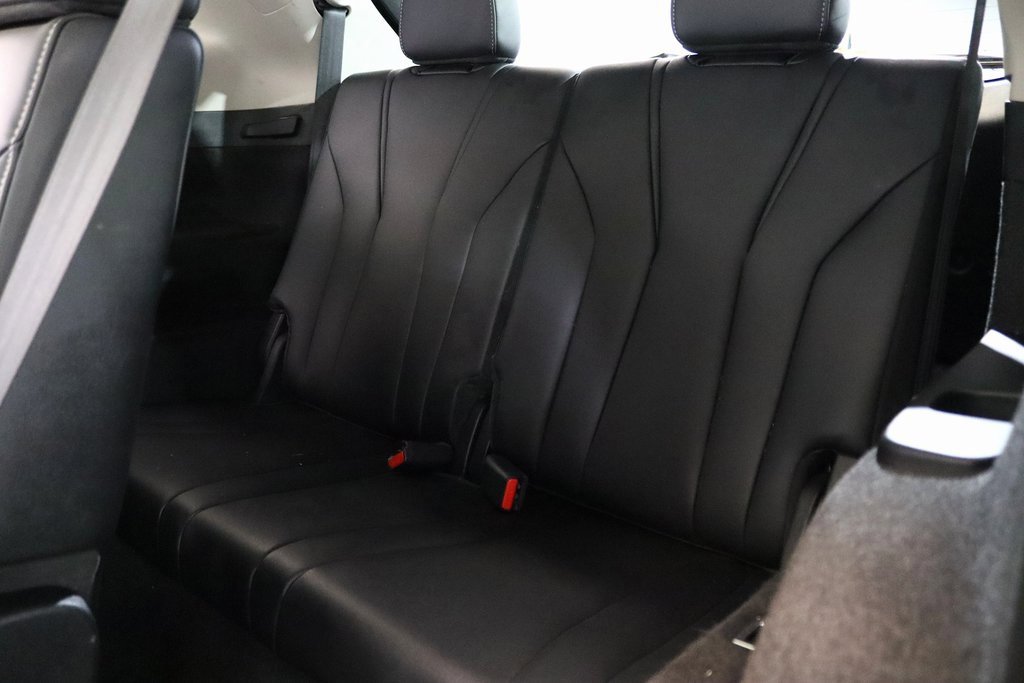 Used 2024 Acura MDX SH-AWD w/ Technology Package image 12
