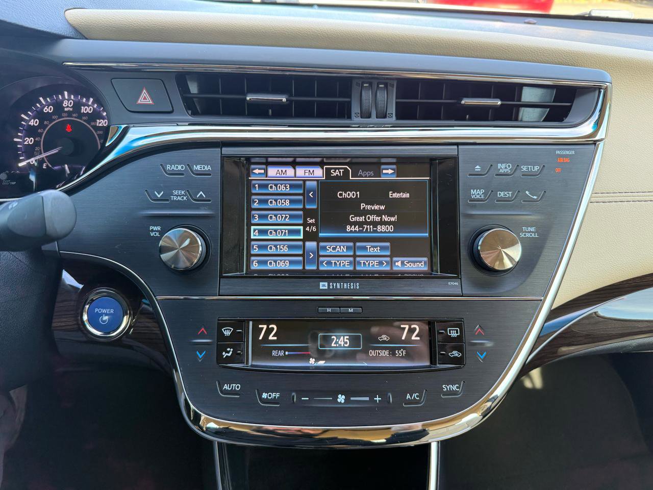 Used 2013 Toyota Avalon Limited image 29