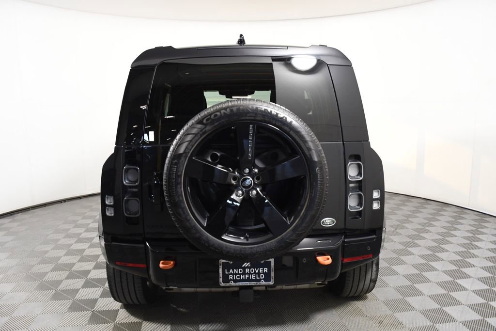Used 2023 Land Rover Defender 90 X AWD/4WD image 5