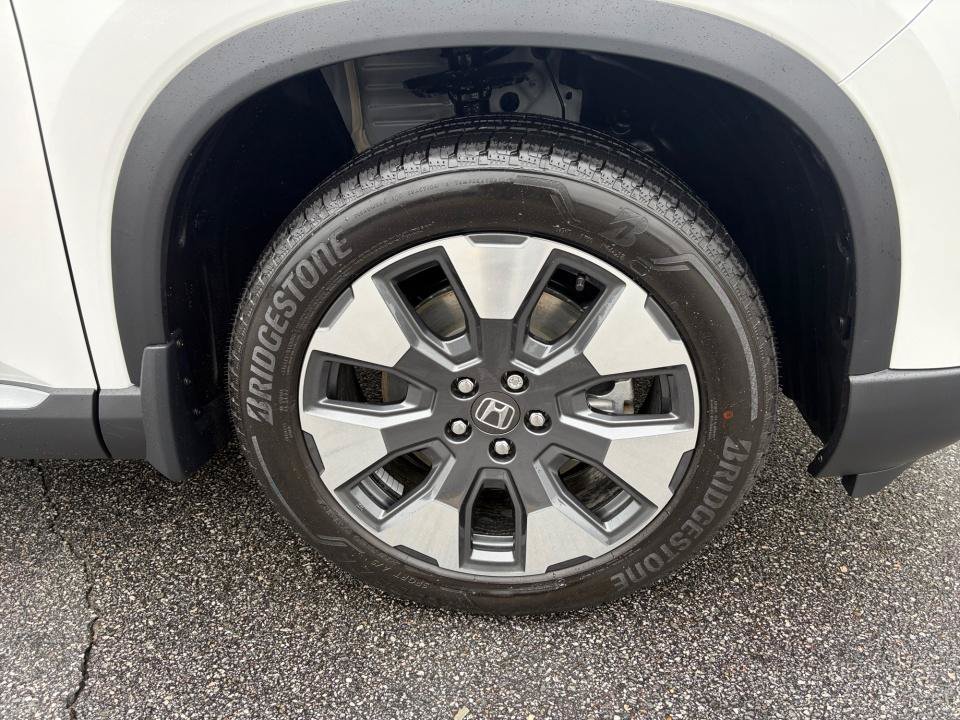 New 2026 Honda Pilot Touring image 25