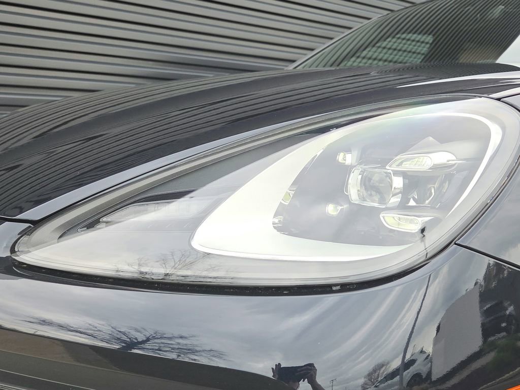 Certified 2022 Porsche Cayenne image 25
