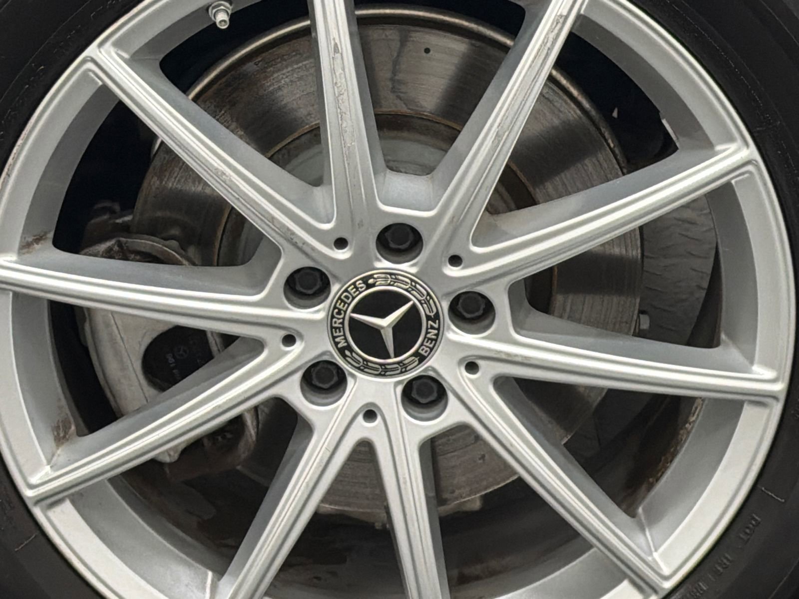 Used 2024 Mercedes-Benz GLE 450e 4MATIC image 5