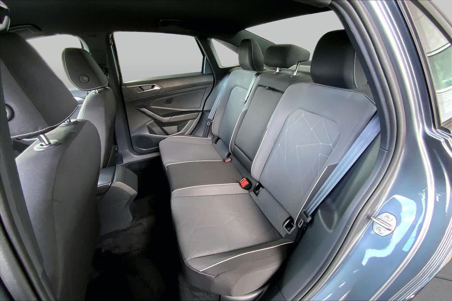 Used 2026 Volkswagen Jetta Sport FWD image 22