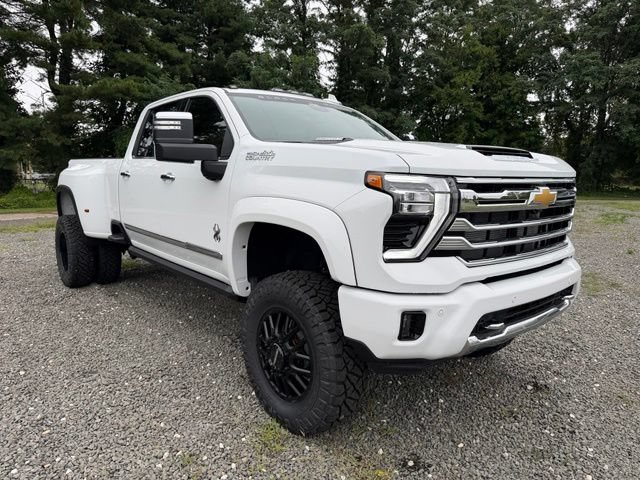 New 2026 Chevrolet Silverado 3500 High Country w/ High Country Premium Package