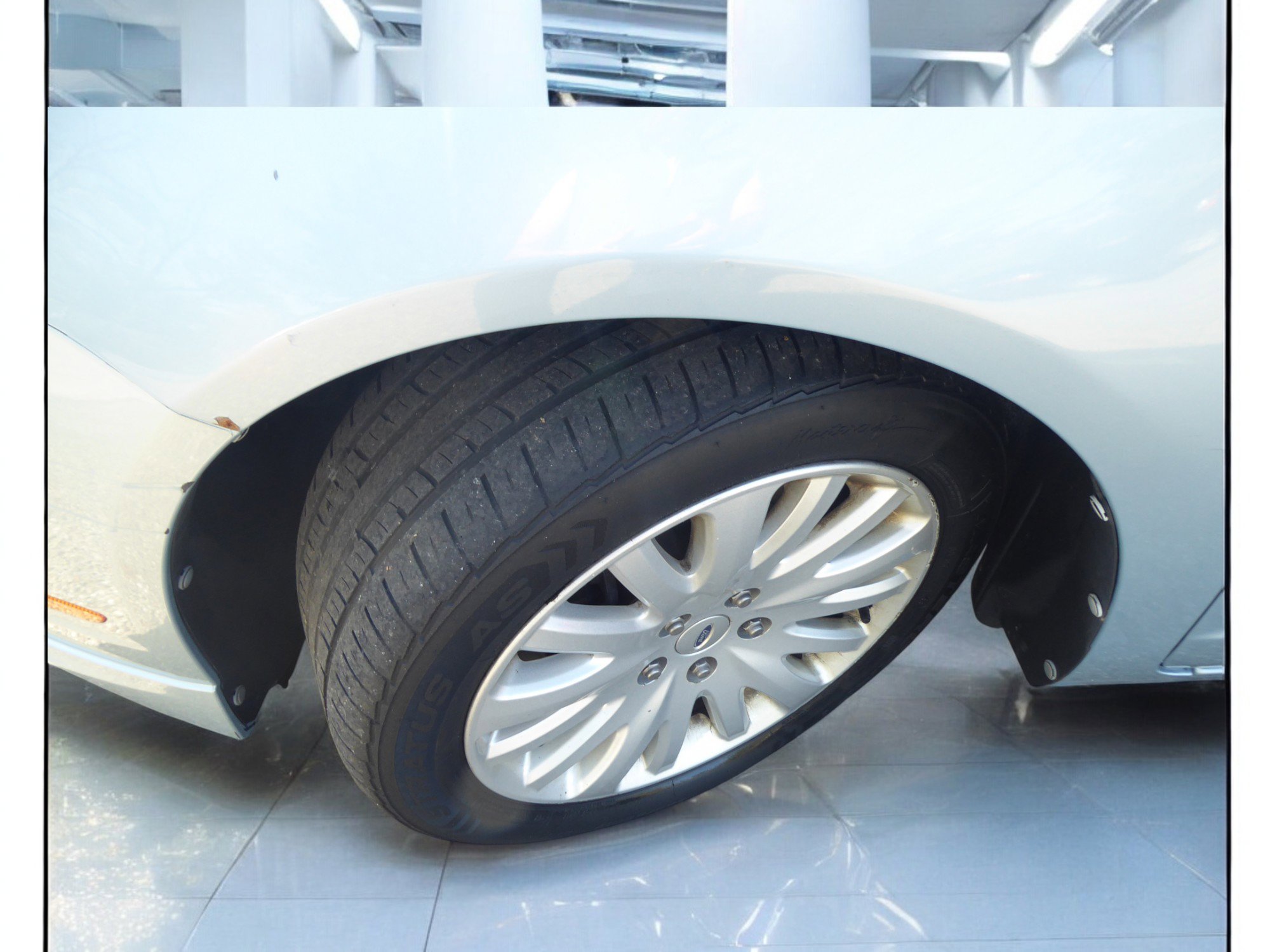 Used 2011 Ford Fusion Hybrid image 23