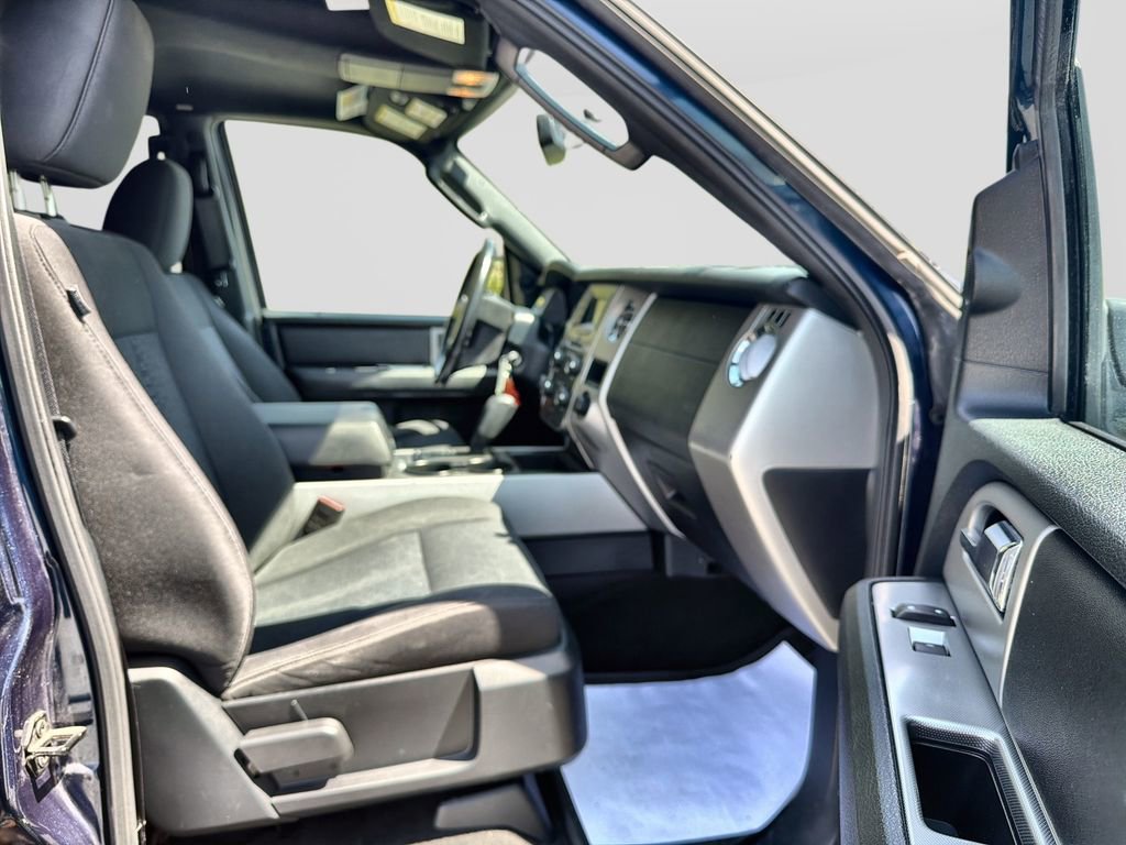 Used 2016 Ford Expedition EL XLT AWD/4WD image 28