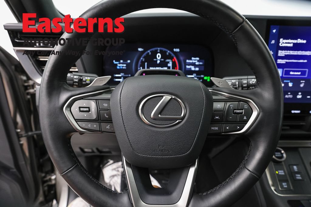 Used 2024 Lexus GX 550 w/ Cold Area Package AWD/4WD image 10