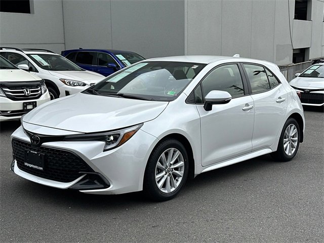 Certified 2023 Toyota Corolla SE image 2