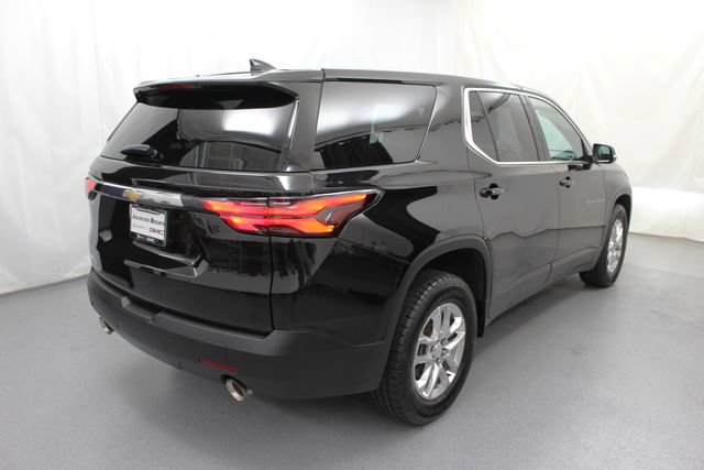 Used 2022 Chevrolet Traverse LS FWD image 14